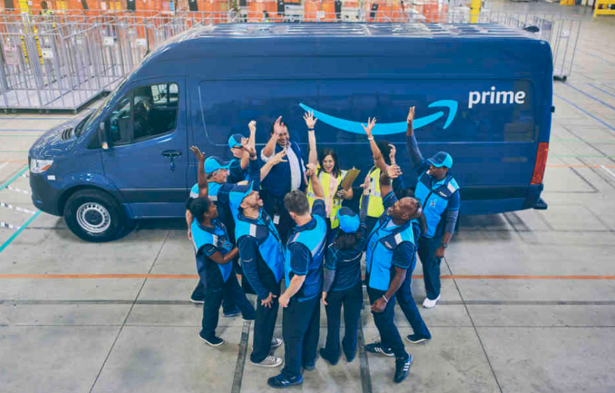 MA1 Logistics Team Celebrating Together - Move As One